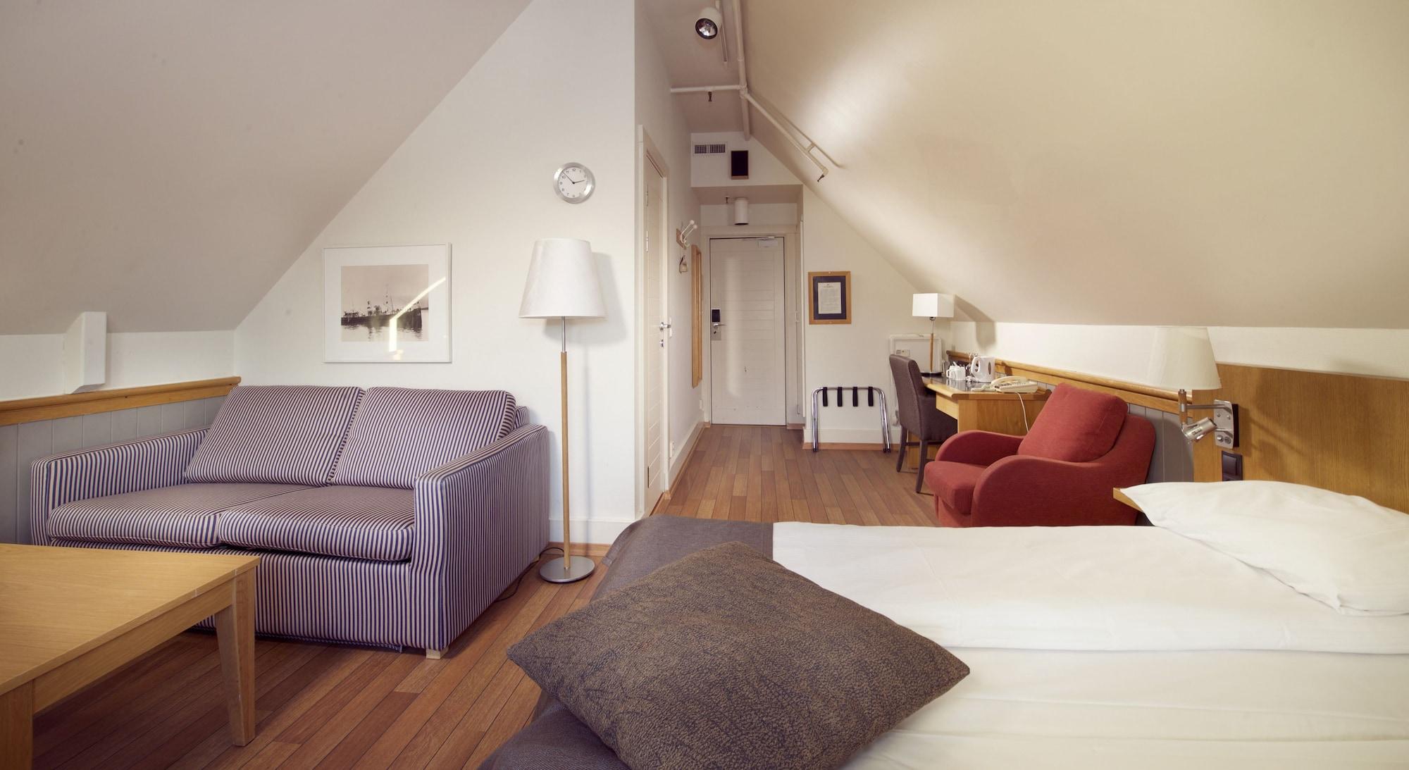 Home Hotel With Тромсе Екстер'єр фото